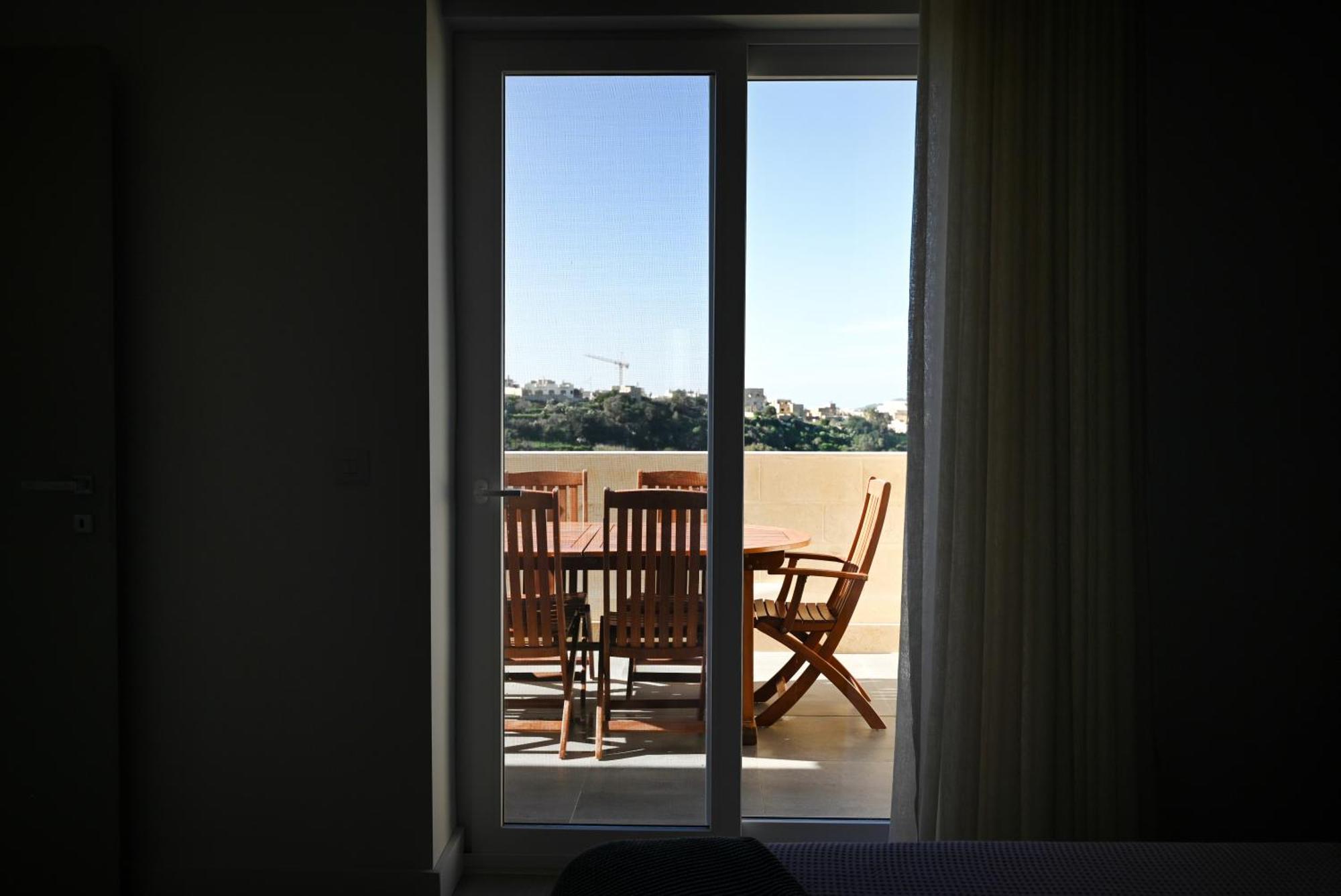 Cliff Edge Apartment In Xaghra Exterior photo
